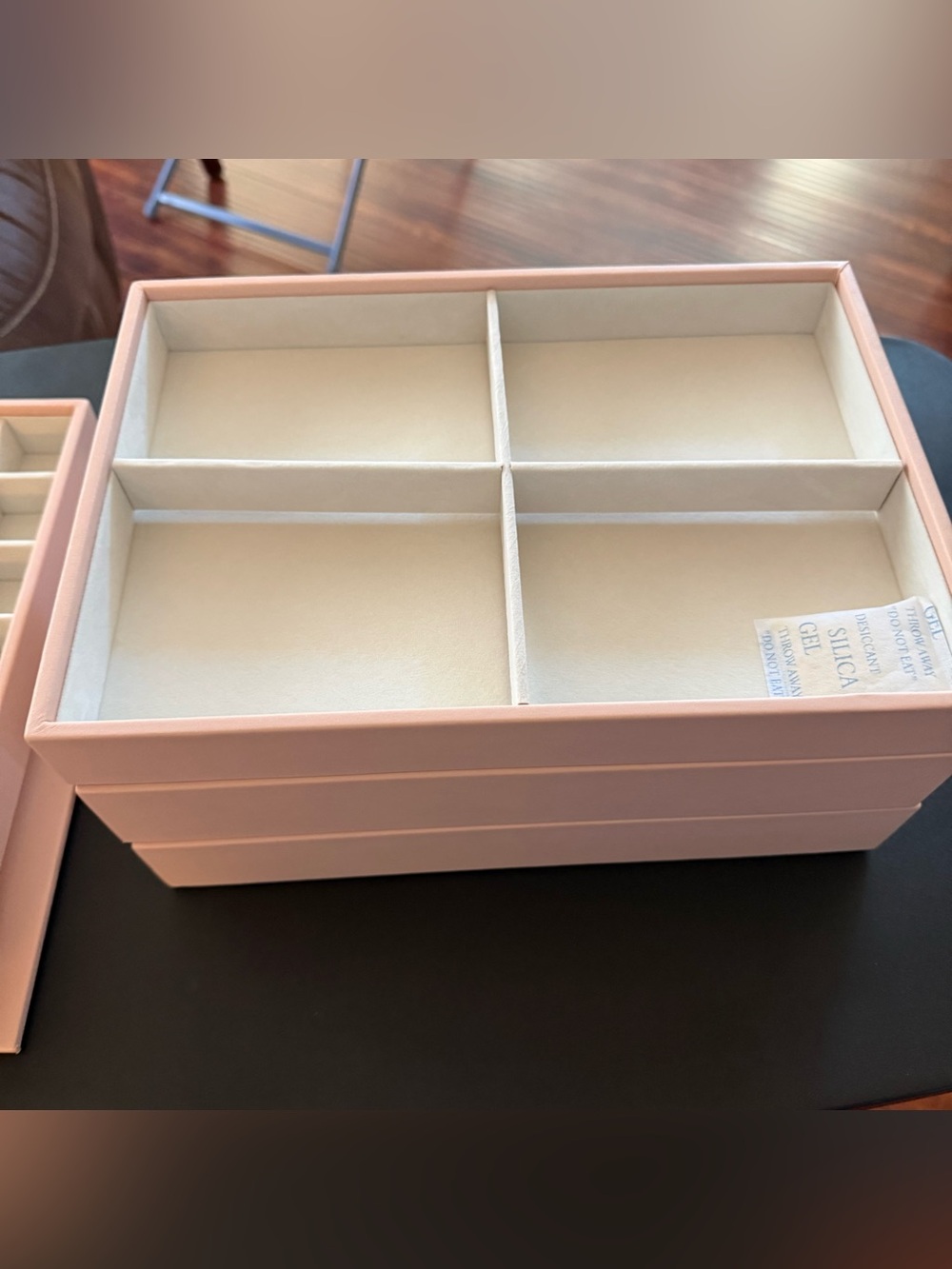 Vlando Stackable 4-Layer Jewelry Tray Organizer Box with Lid Pink - Picture 11 of 15